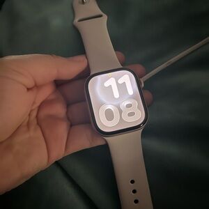 Apple Smartwatch with Silver Band